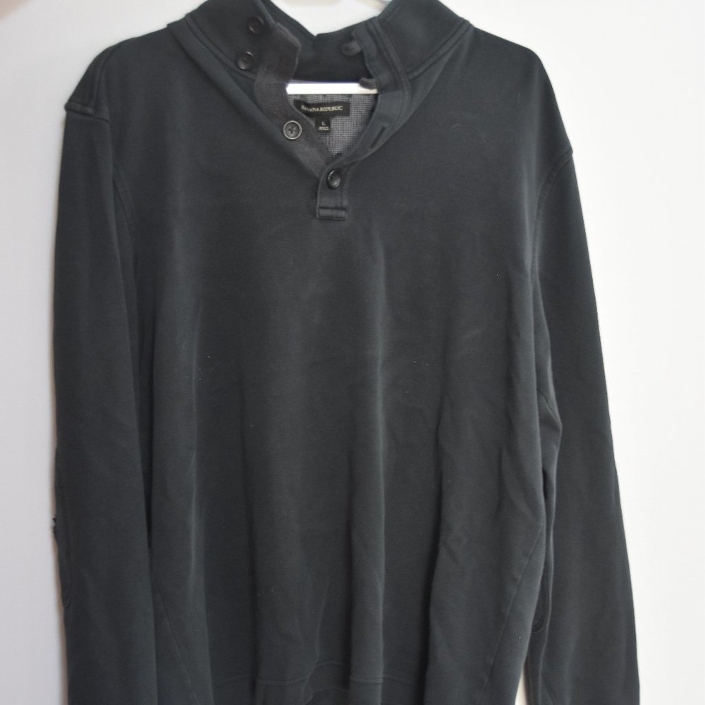 Banana Republic Black Sweater Size Large